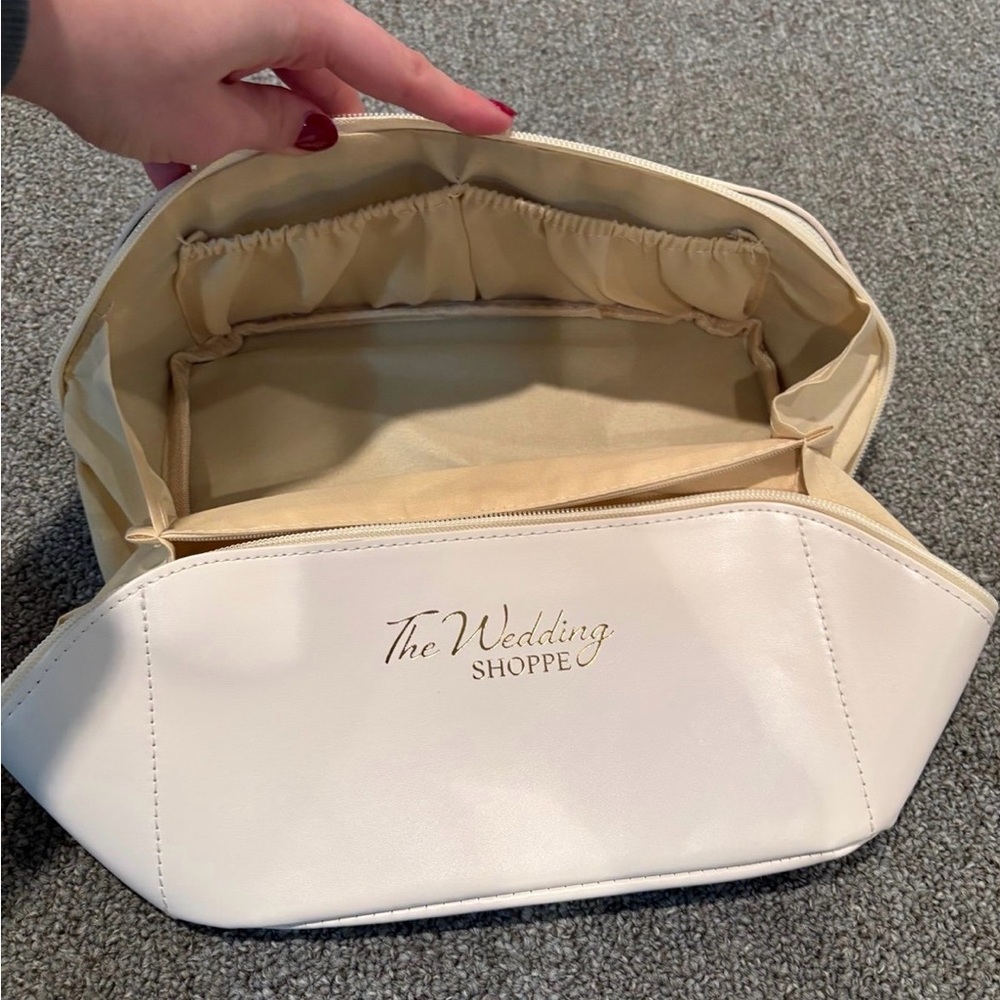 Toiletries or Makeup Bag